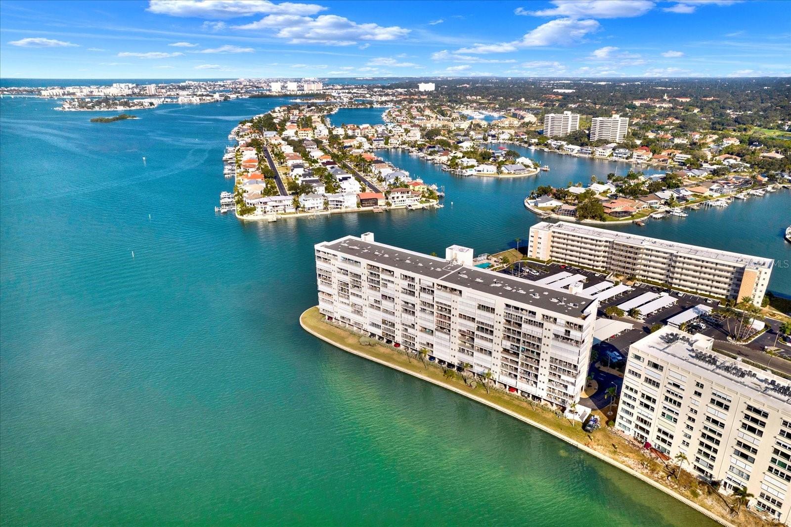 Image 29 of 36 For 6060 Shore Boulevard S 909