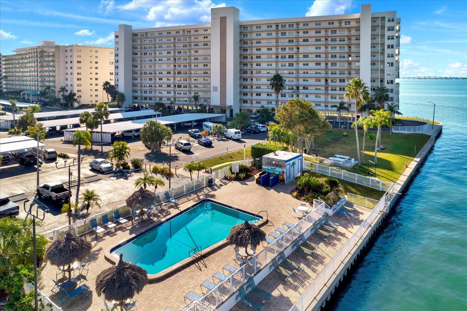 Image 30 of 36 For 6060 Shore Boulevard S 909