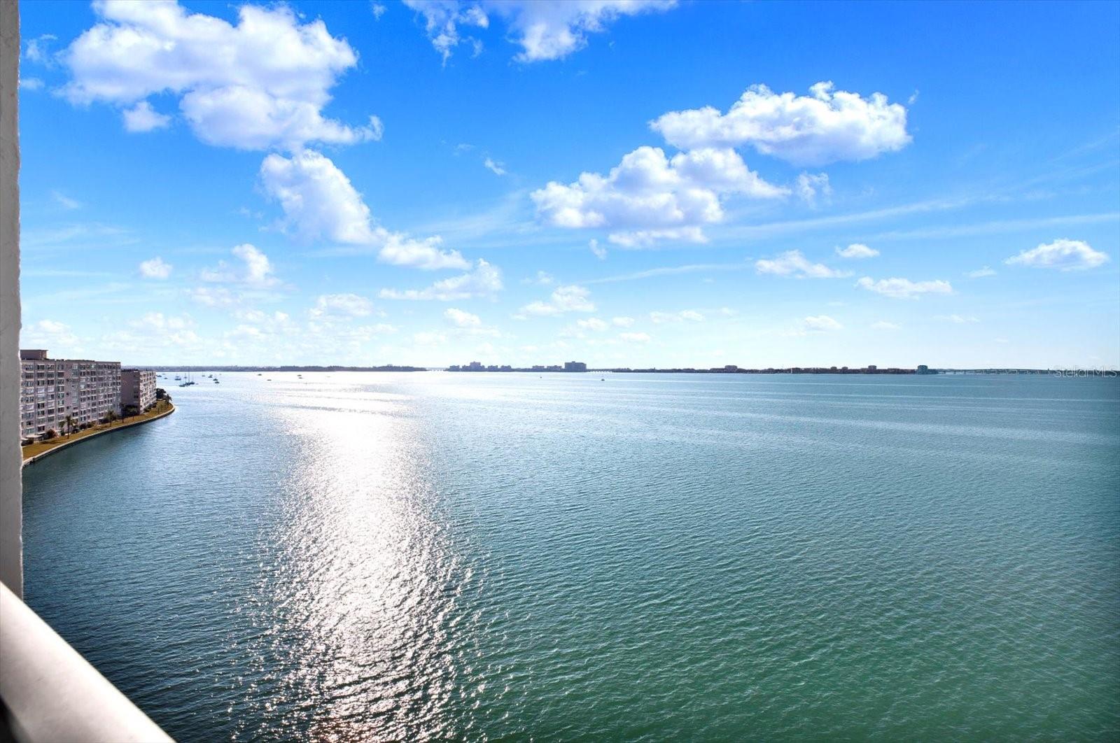 Image 9 of 36 For 6060 Shore Boulevard S 909