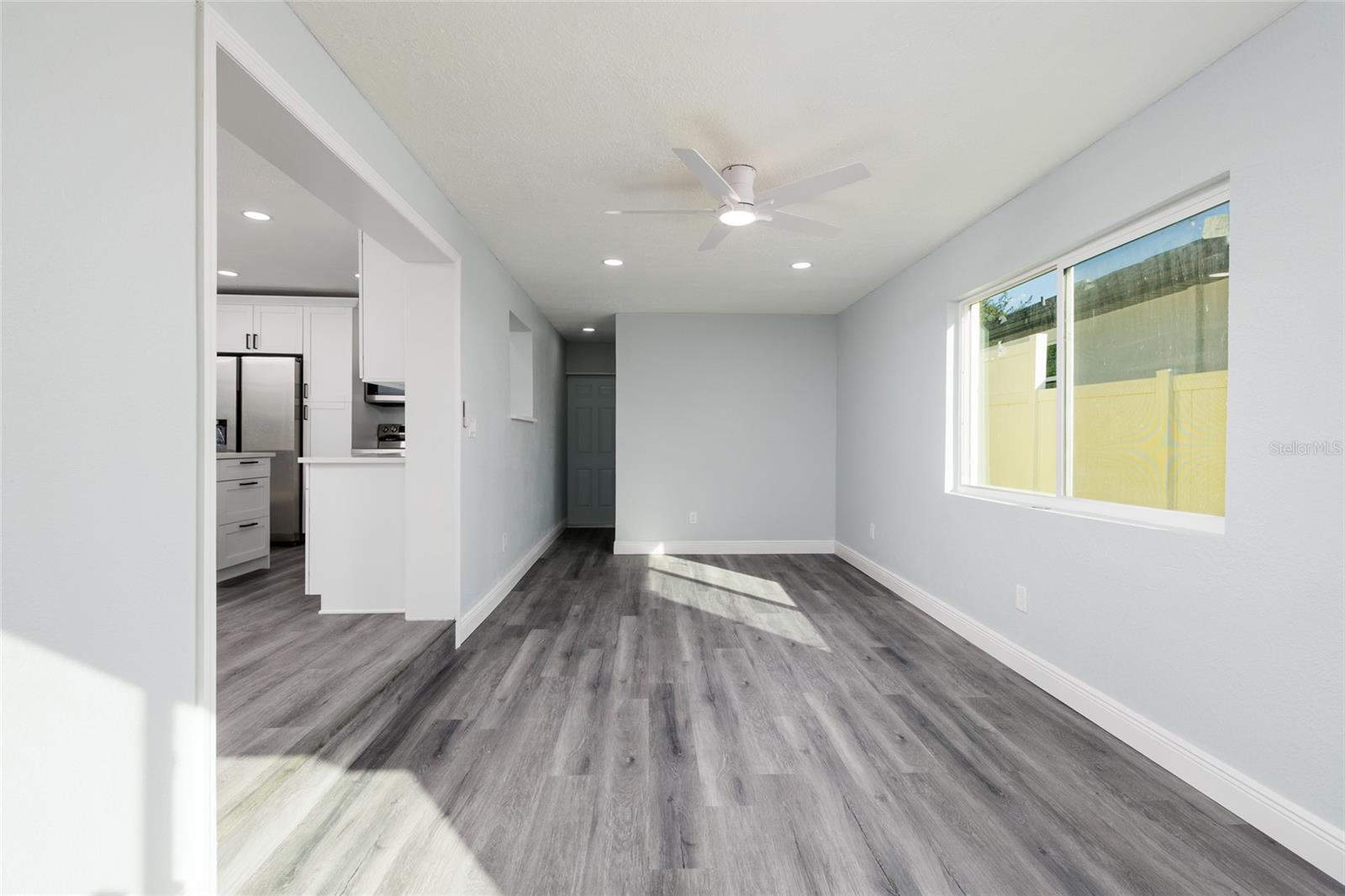 Listing photo id 9 for 1709 Perio Street