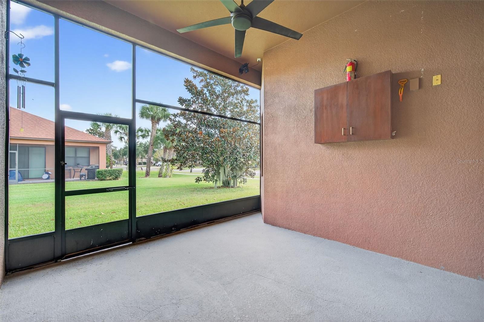 Image 30 of 99 For 8437 White Poplar Drive