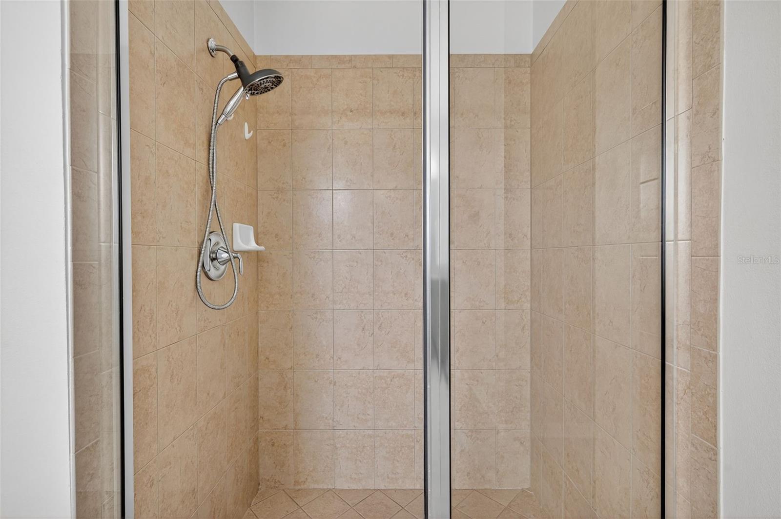 Image 40 of 99 For 8437 White Poplar Drive