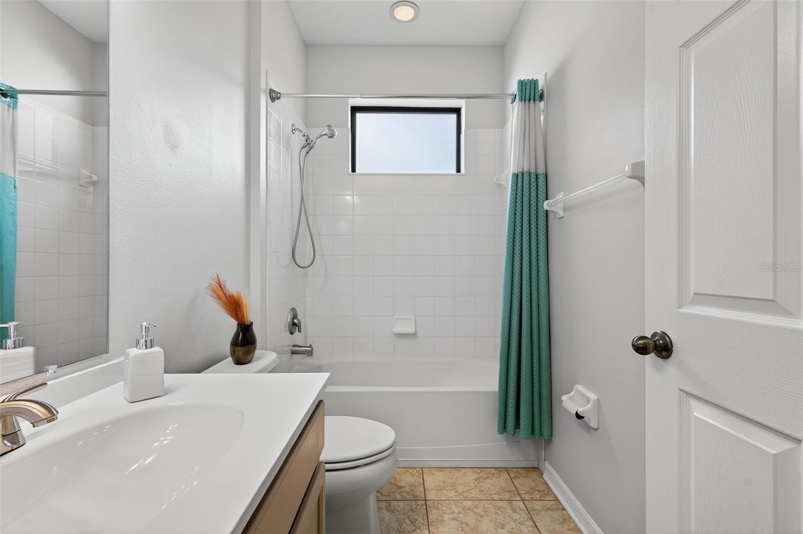 Image 43 of 99 For 8437 White Poplar Drive