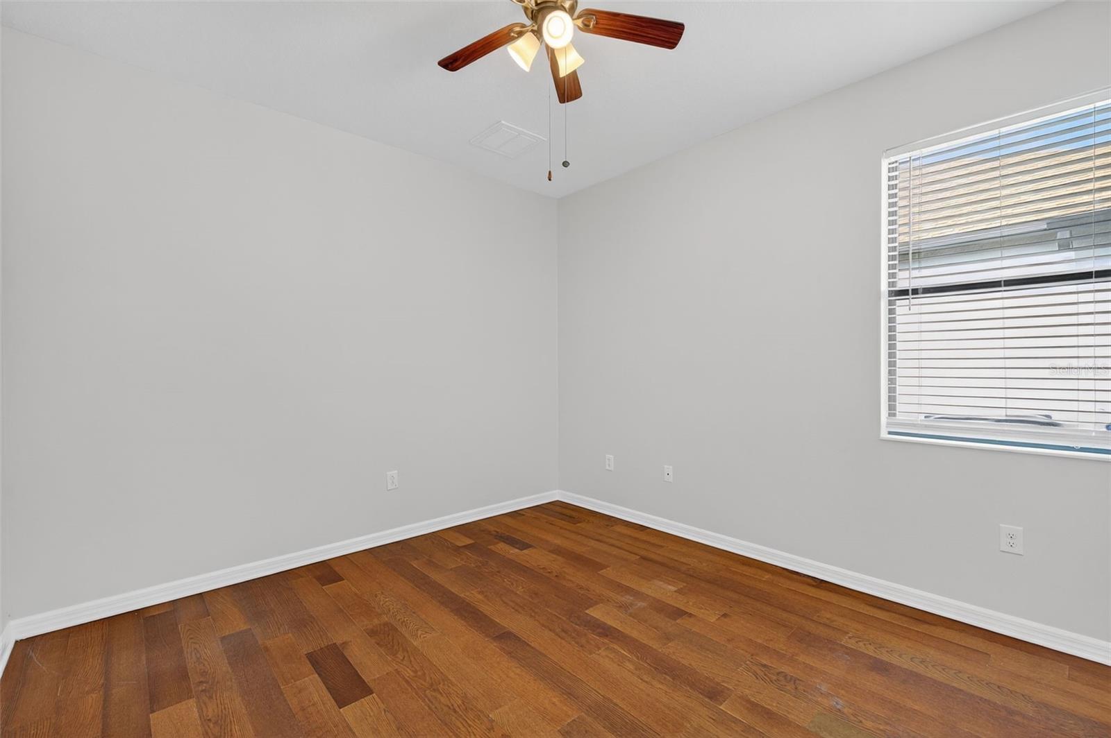 Image 47 of 99 For 8437 White Poplar Drive