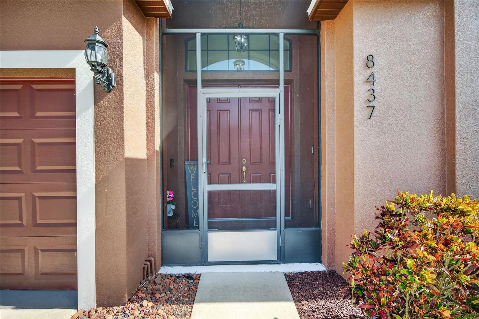 Image 54 of 99 For 8437 White Poplar Drive