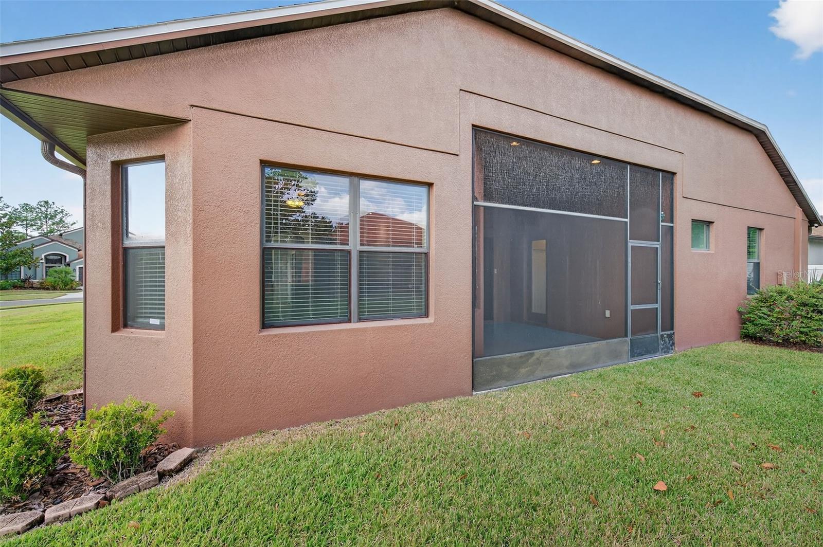 Image 71 of 99 For 8437 White Poplar Drive