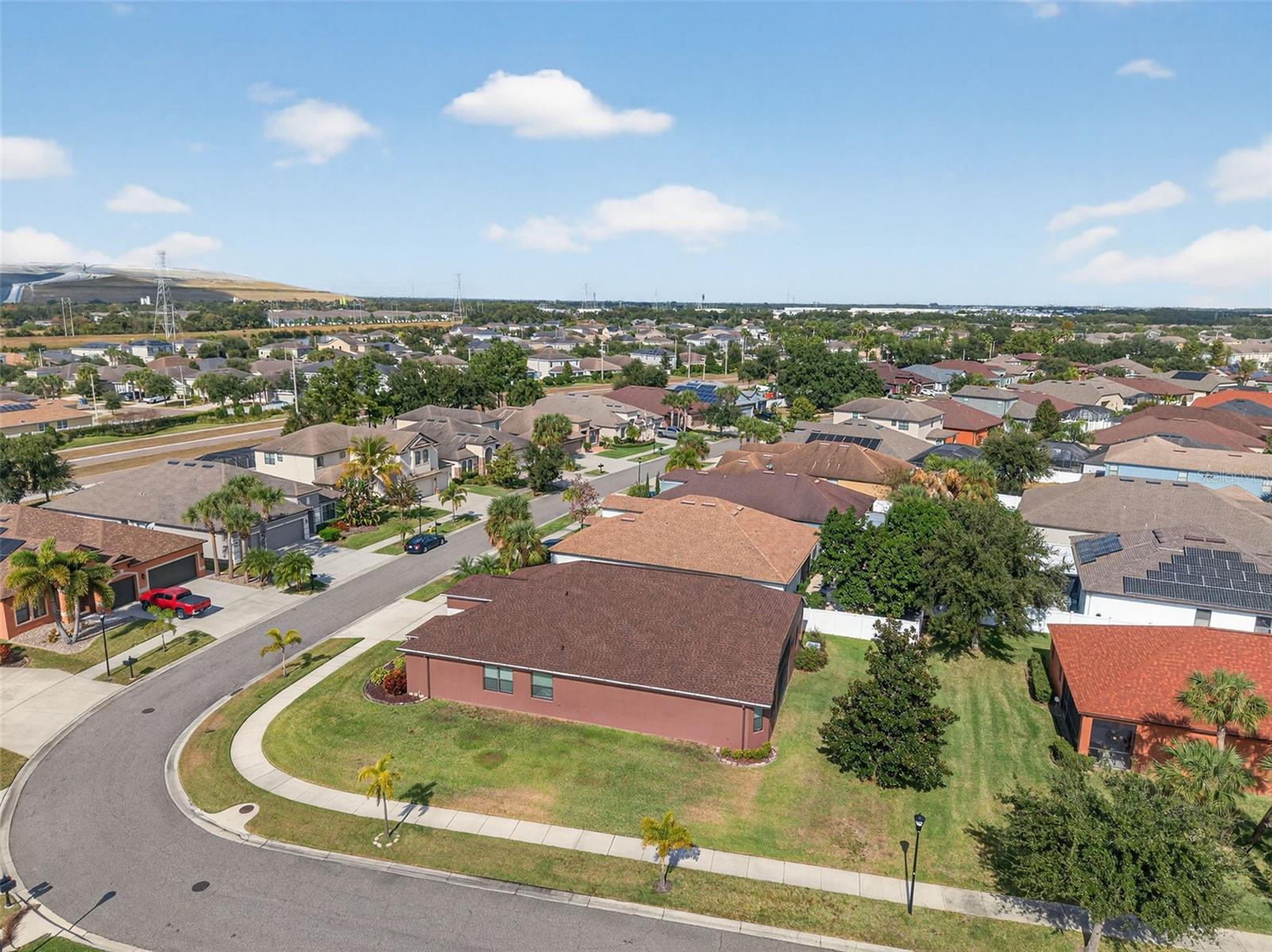 Image 76 of 99 For 8437 White Poplar Drive