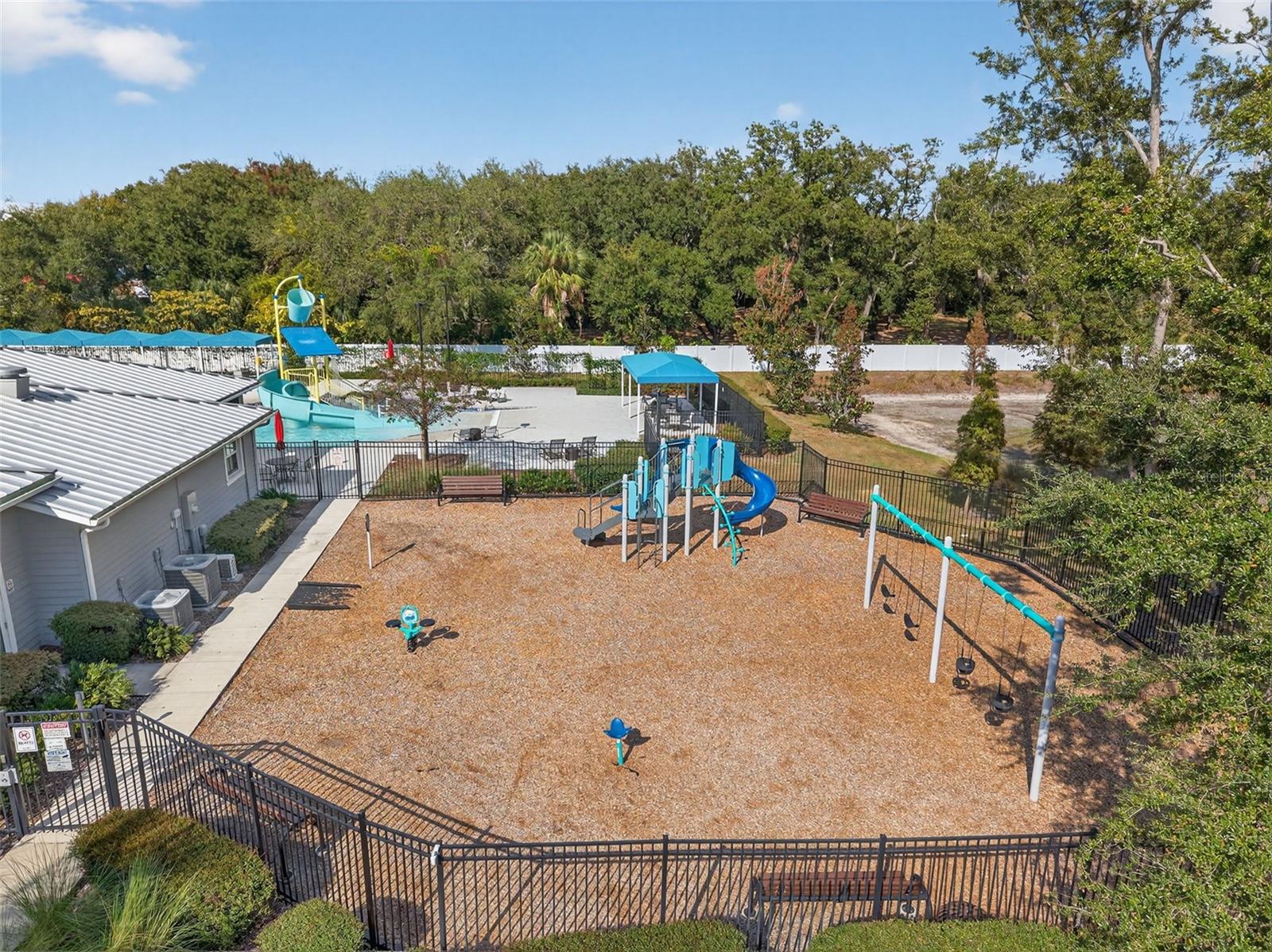 Image 94 of 99 For 8437 White Poplar Drive