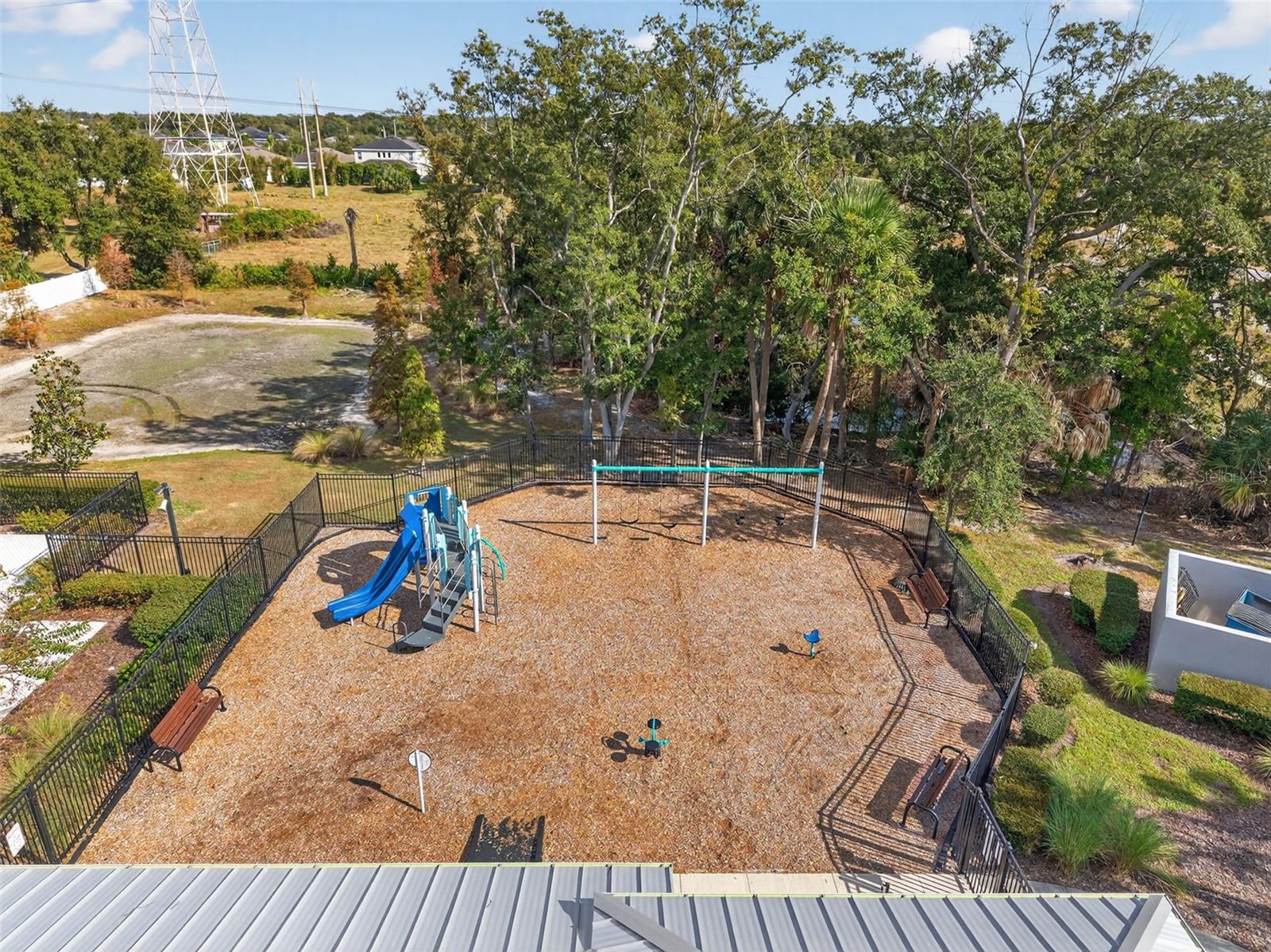 Image 97 of 99 For 8437 White Poplar Drive