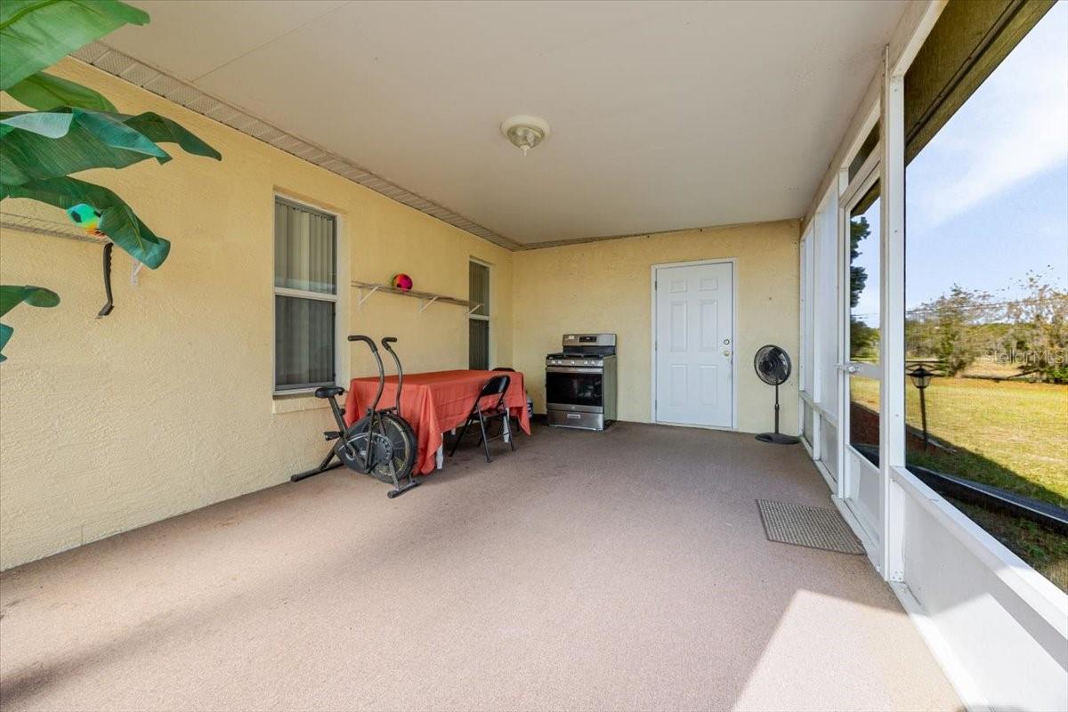 Image 22 of 28 For 366 Glenridge Loop