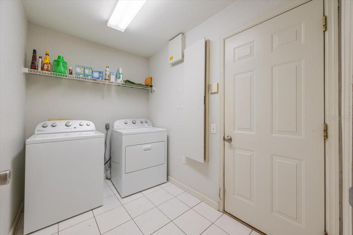 Image 26 of 28 For 366 Glenridge Loop