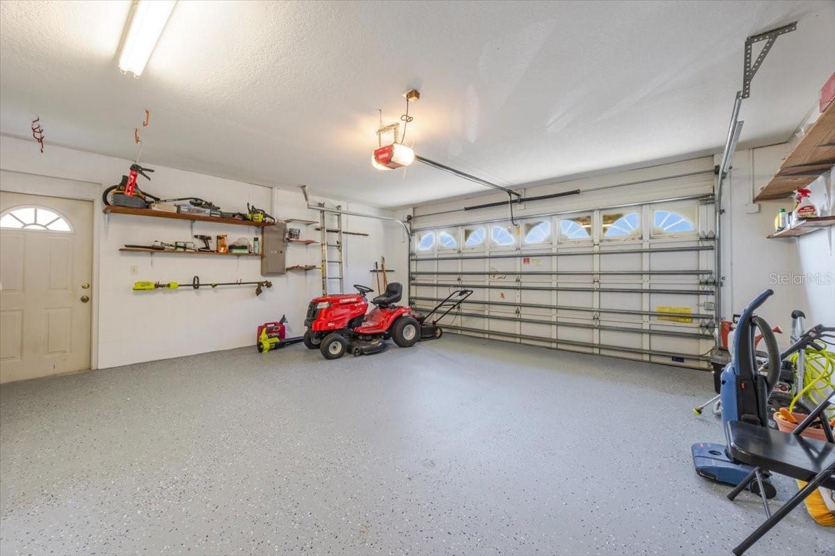 Image 27 of 28 For 366 Glenridge Loop