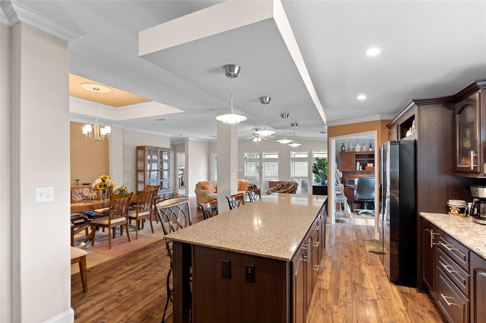 Image 11 of 34 For 2715 9th Avenue N