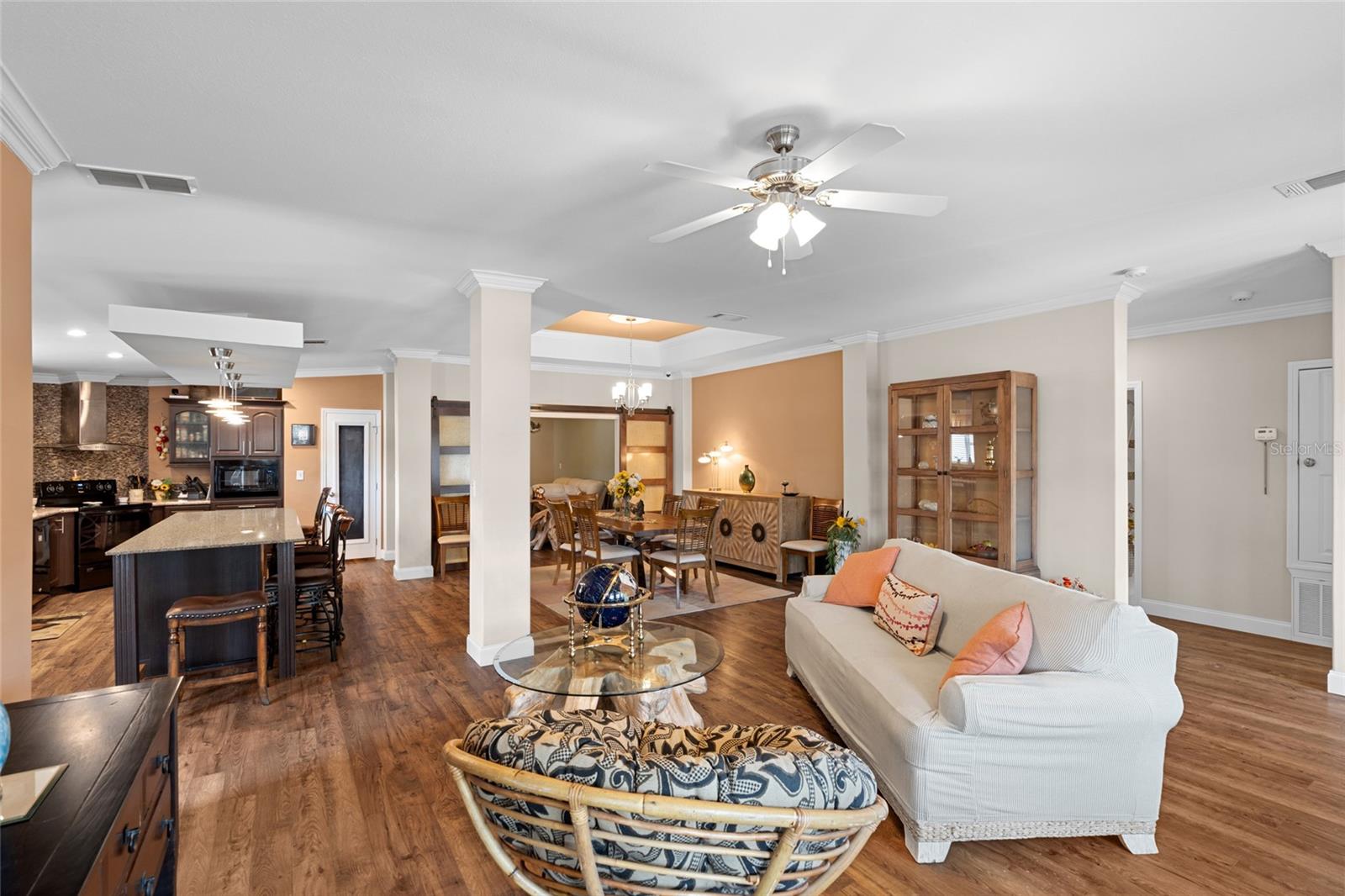 Image 4 of 34 For 2715 9th Avenue N