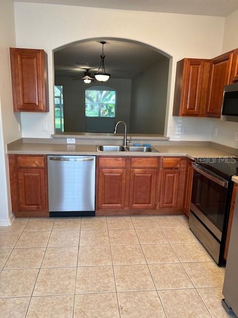 Image 3 of 16 For 1140 Hillhurst Drive