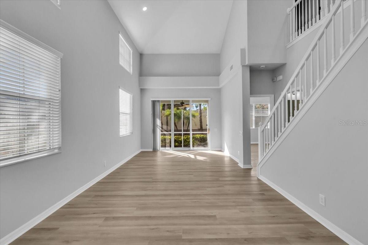 Image 35 of 45 For 3290 Covered Bridge Drive W