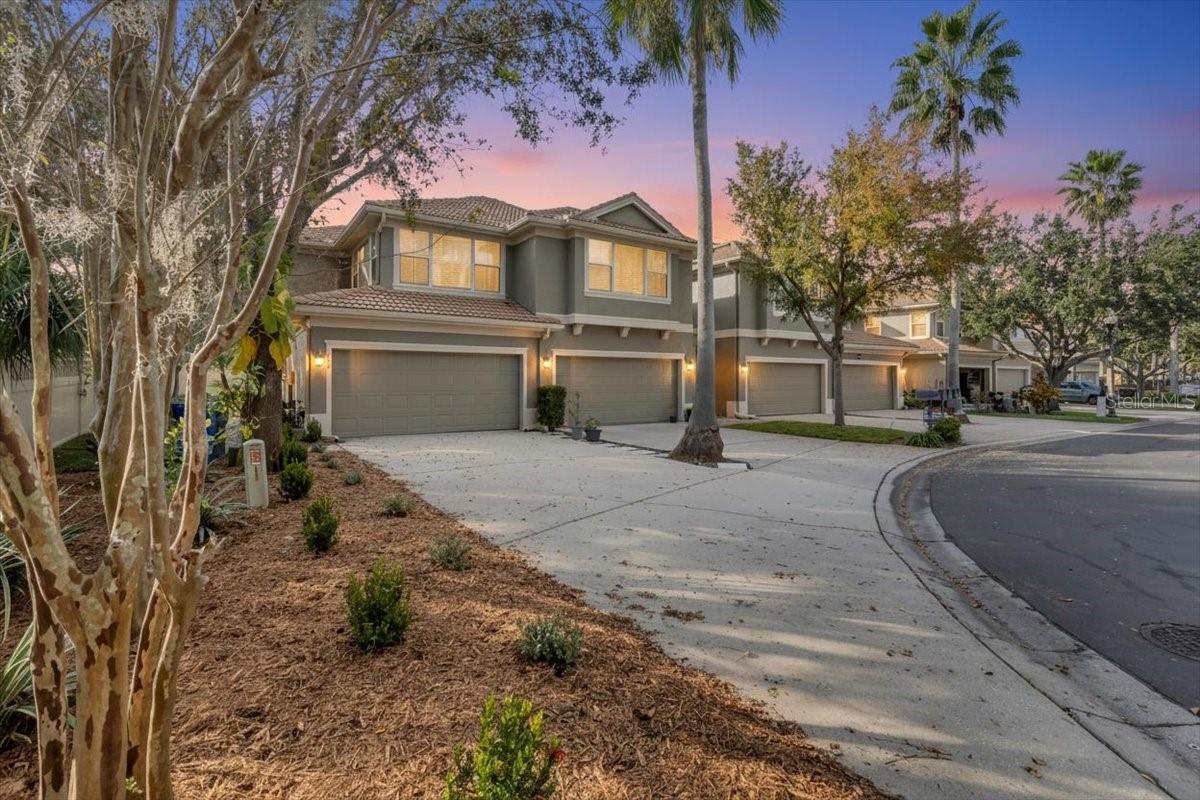 Image 38 of 45 For 3290 Covered Bridge Drive W