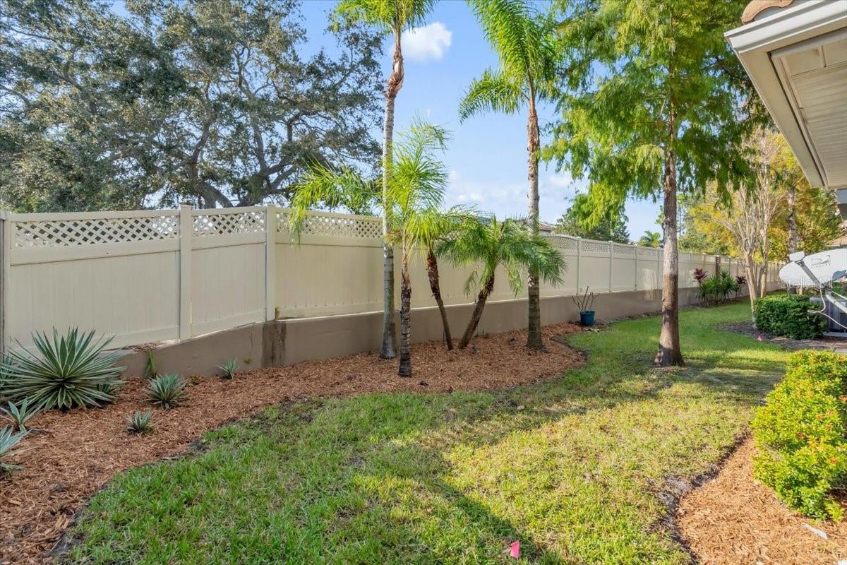 Image 40 of 45 For 3290 Covered Bridge Drive W