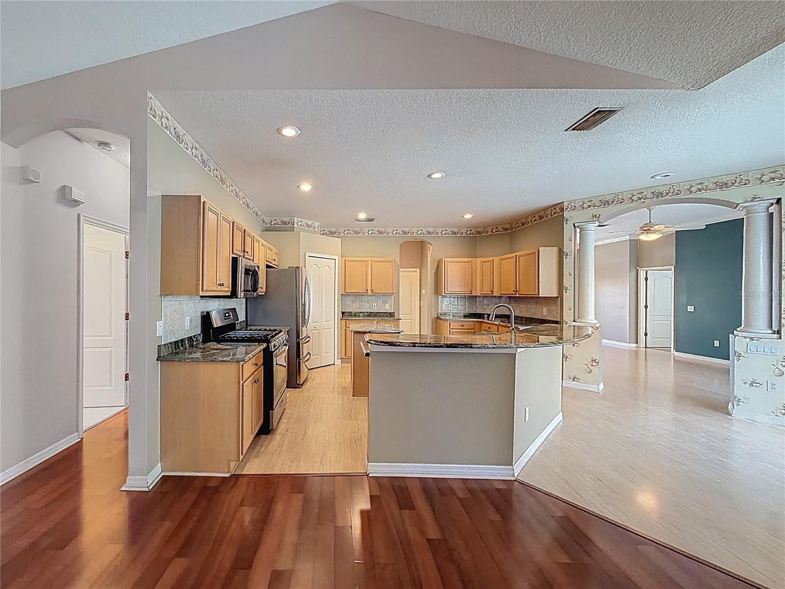 Image 14 of 40 For 14639 Coral Berry Drive