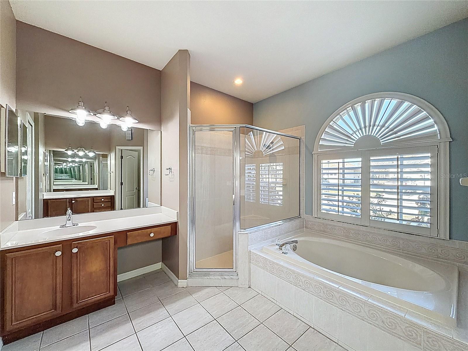 Image 23 of 40 For 14639 Coral Berry Drive