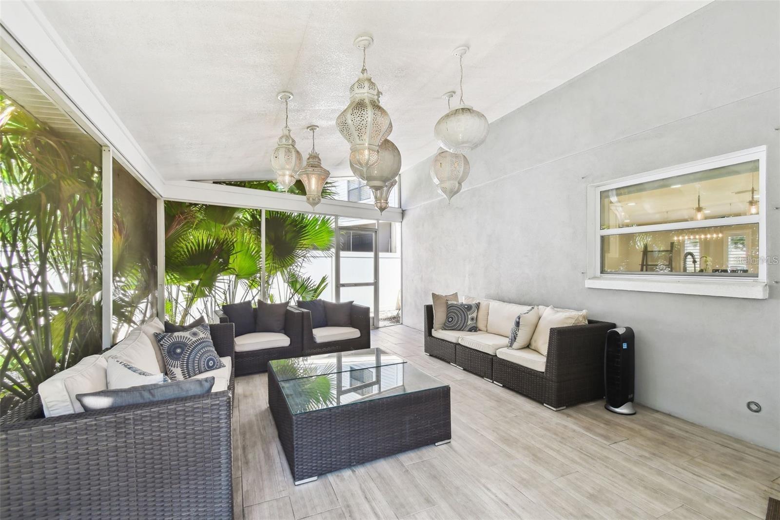 Image 25 of 29 For 4203 Cleveland Street