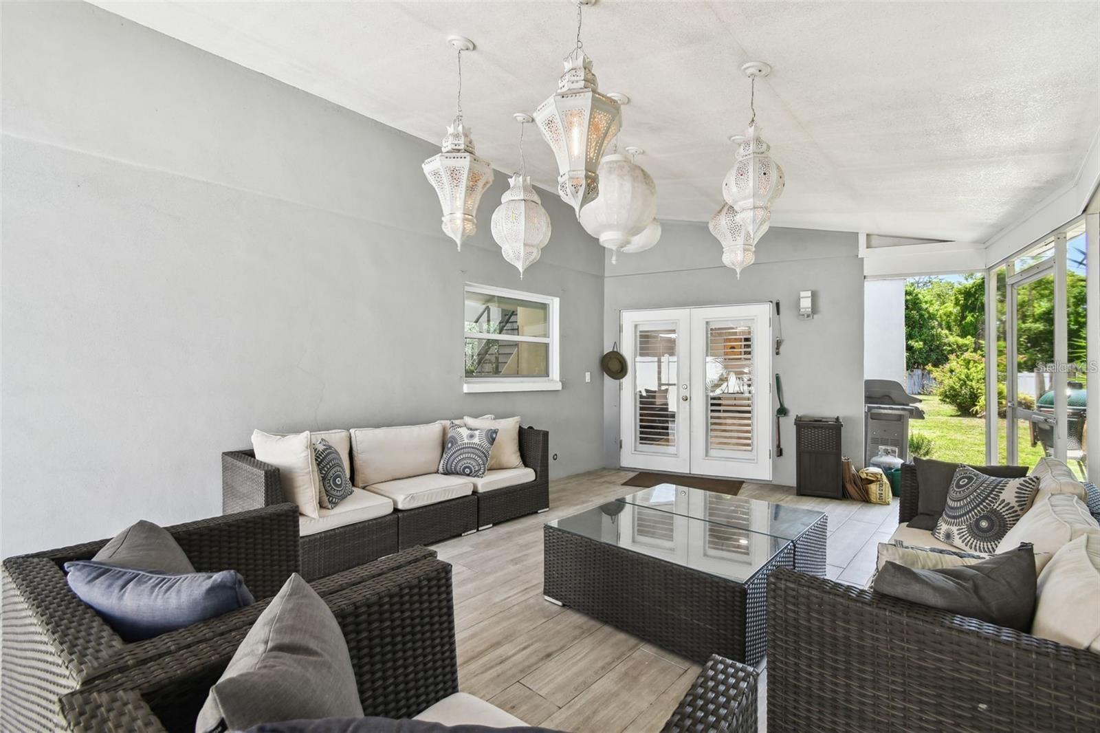 Image 27 of 29 For 4203 Cleveland Street