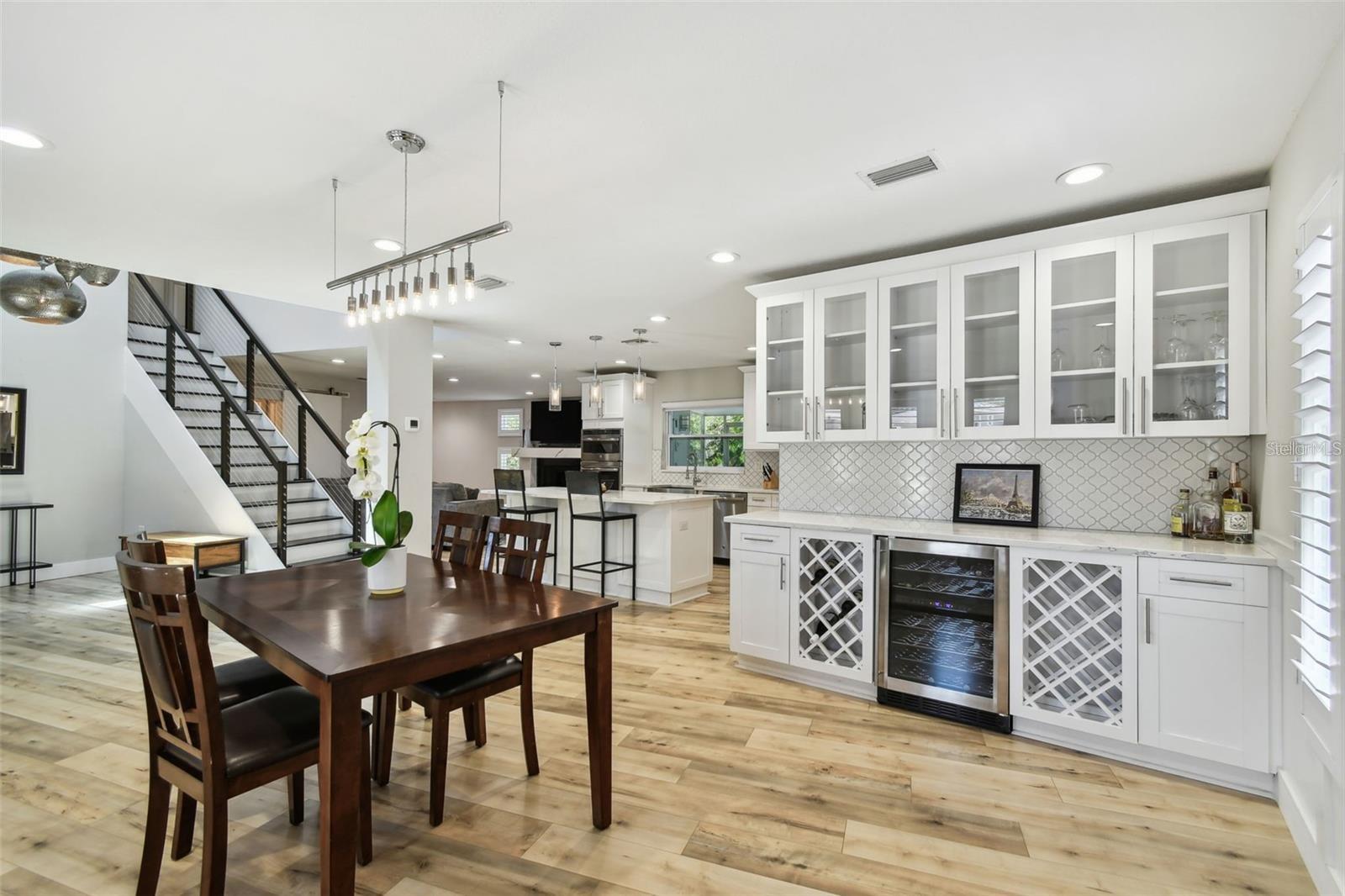 Image 4 of 29 For 4203 Cleveland Street