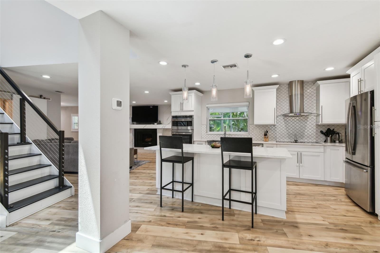 Image 5 of 29 For 4203 Cleveland Street