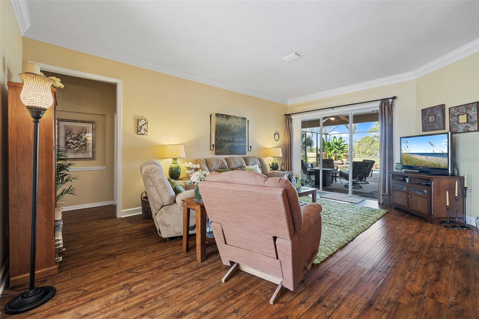 Image 10 of 64 For 25745 Unbridled Court