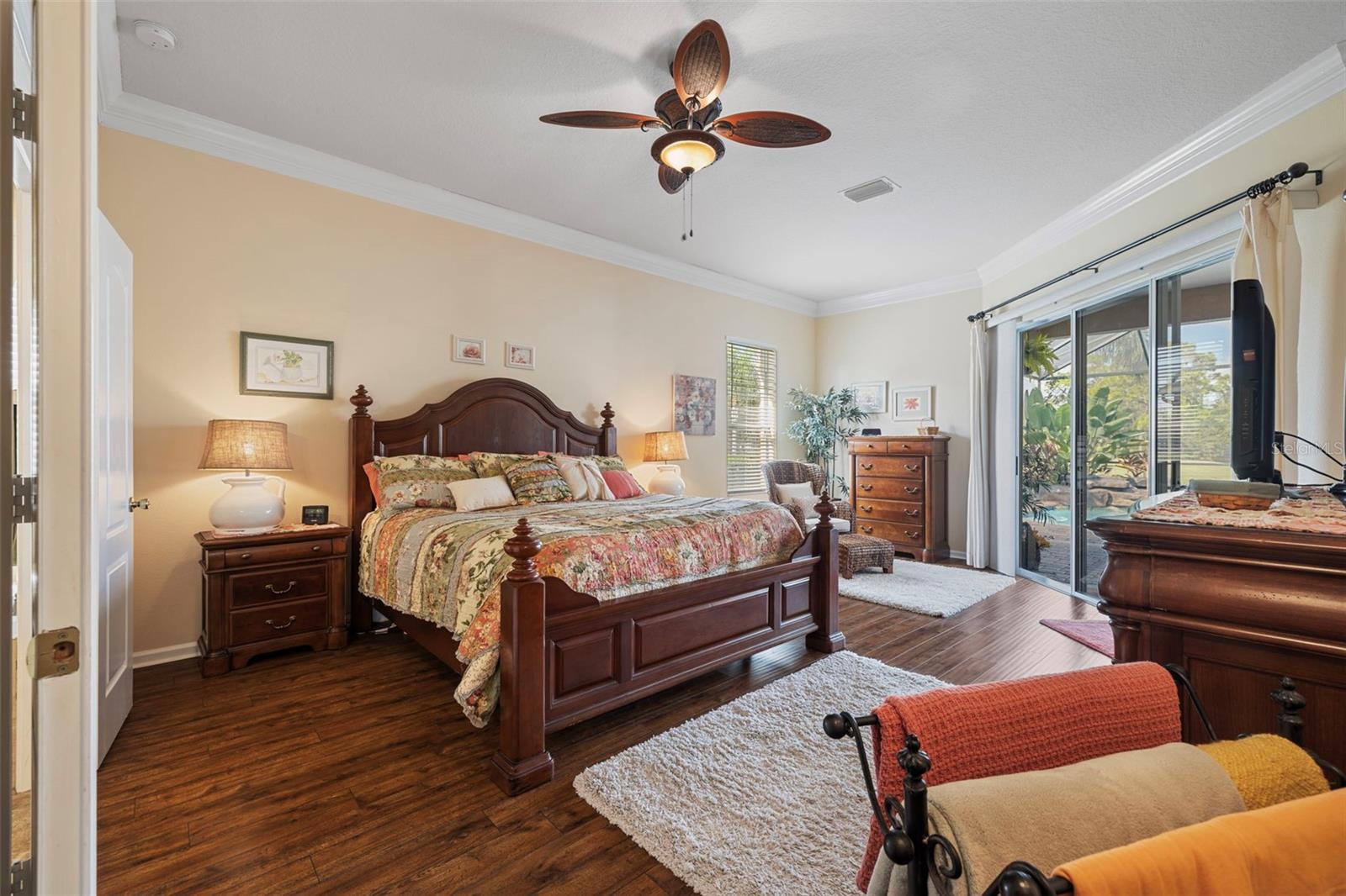 Image 11 of 64 For 25745 Unbridled Court