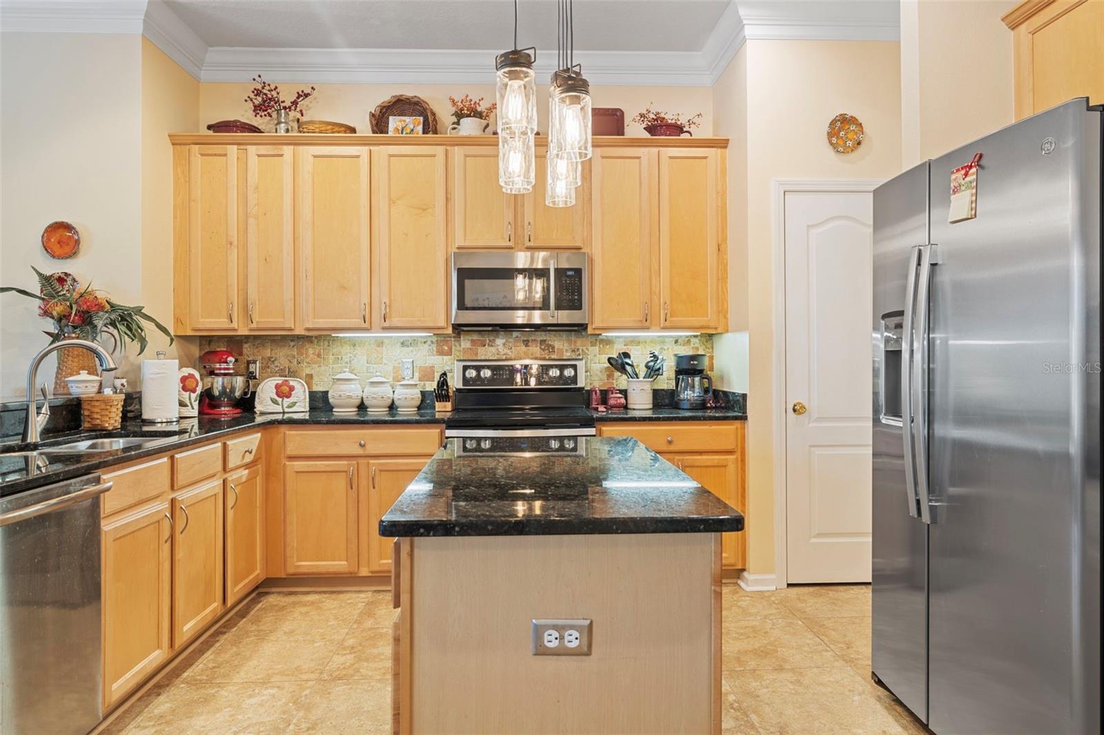 Image 26 of 64 For 25745 Unbridled Court