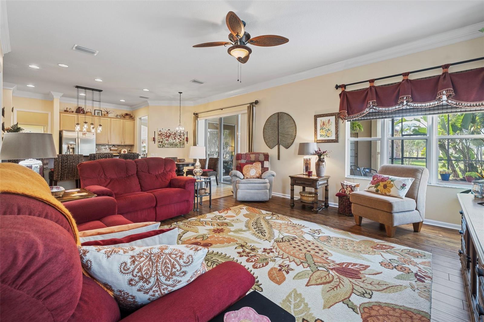 Image 31 of 64 For 25745 Unbridled Court