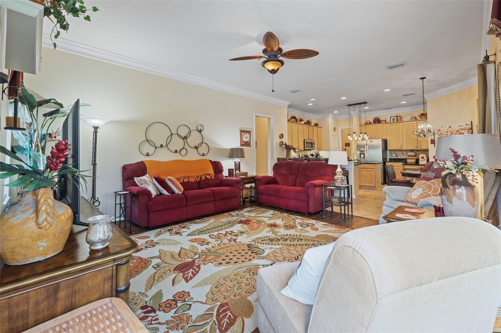 Image 32 of 64 For 25745 Unbridled Court