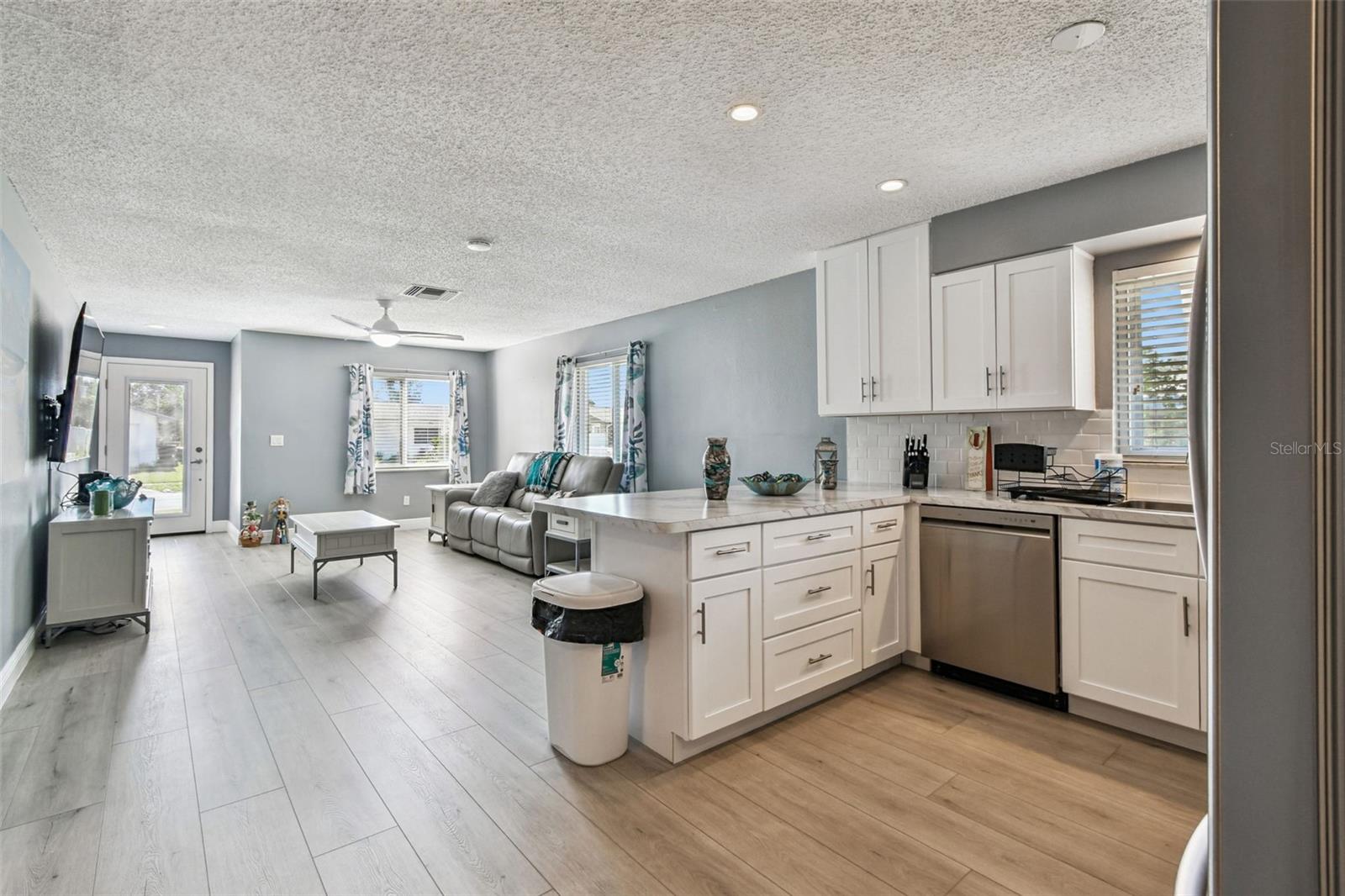 Image 10 of 23 For 3160 Downing Street