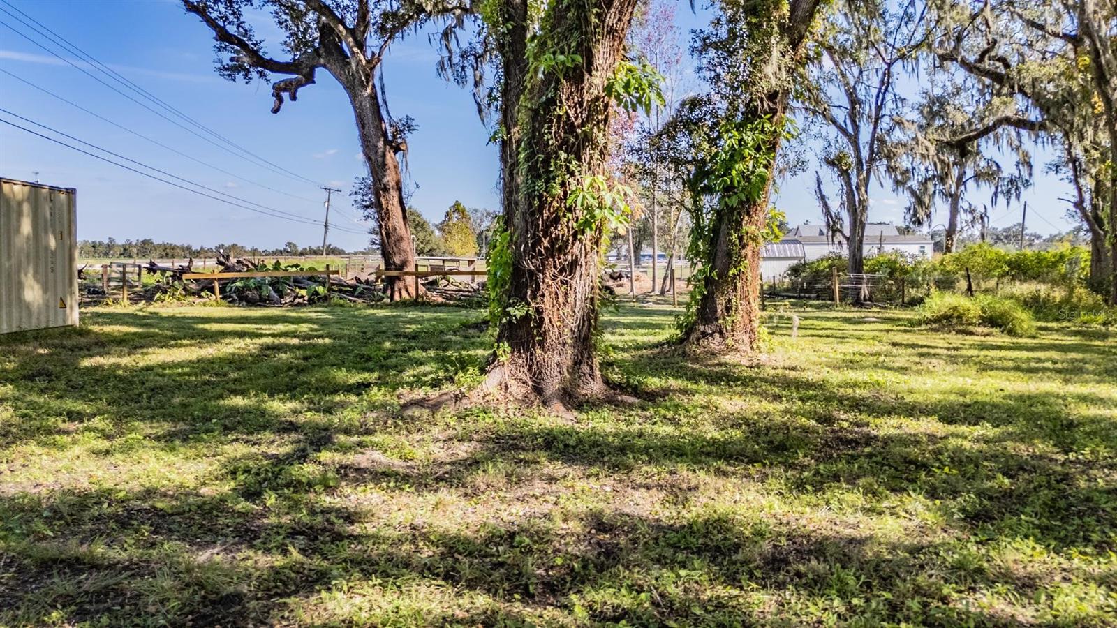 Image 5 of 21 For 18113 672 Highway