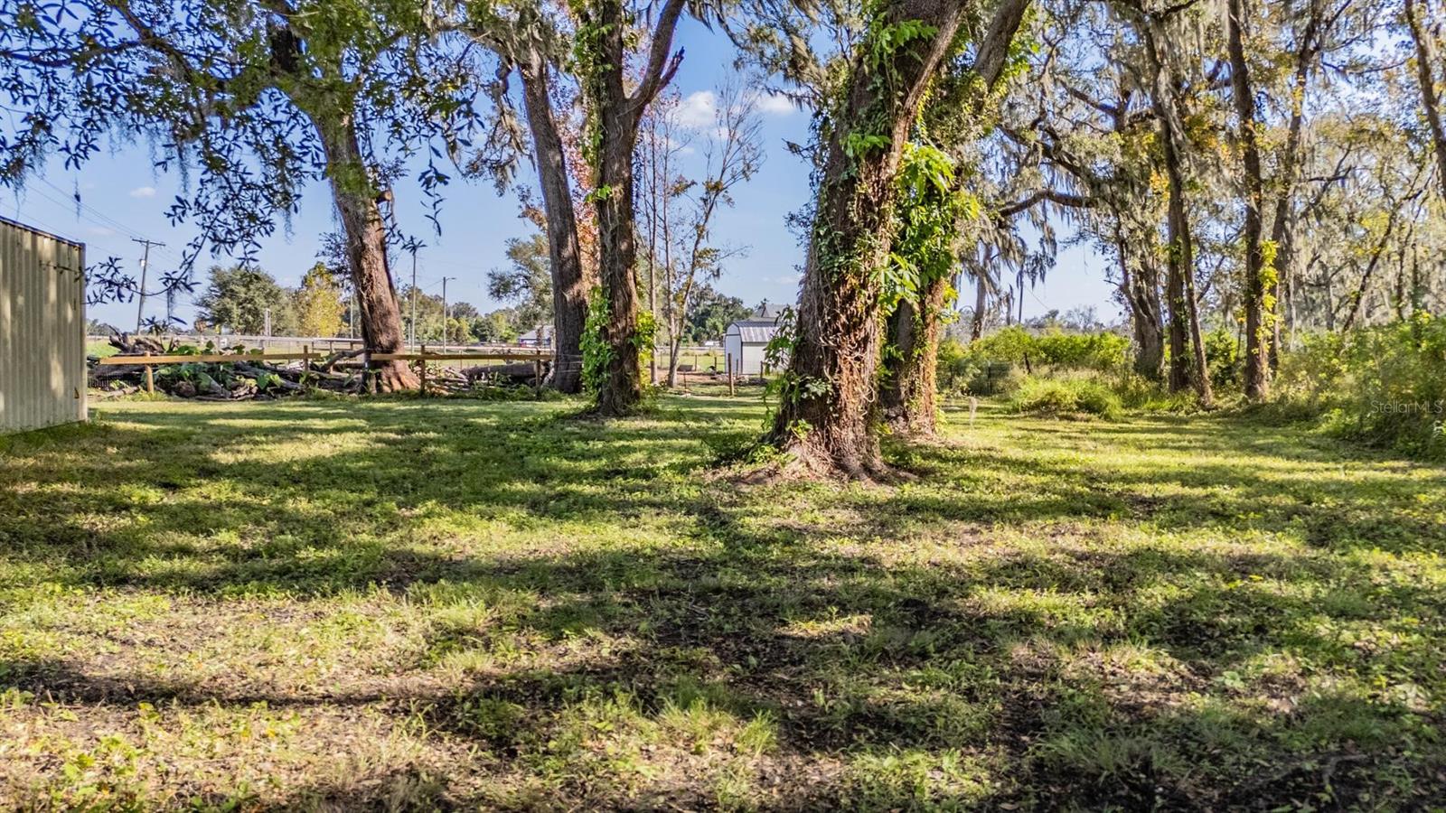 Image 6 of 21 For 18113 672 Highway