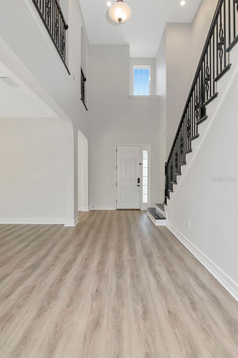 Image 10 of 59 For 29542 Picana Lane