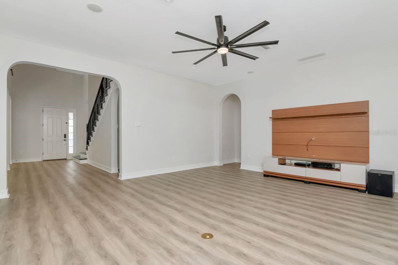 Image 16 of 59 For 29542 Picana Lane