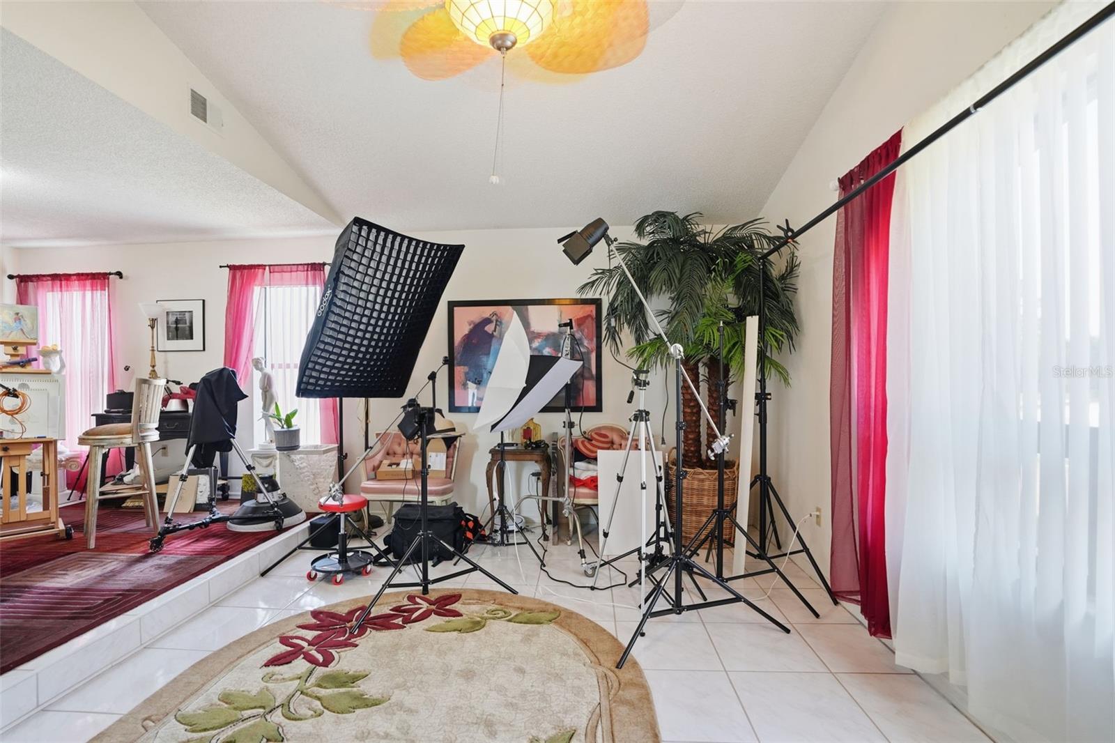 Image 21 of 48 For 12244 Shafton Road