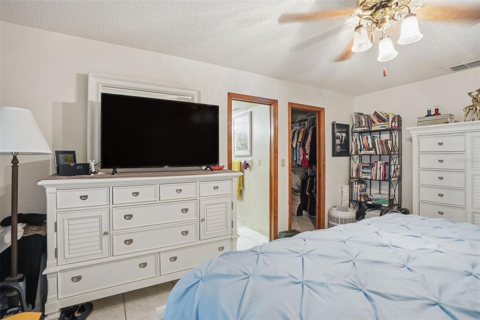 Image 28 of 48 For 12244 Shafton Road