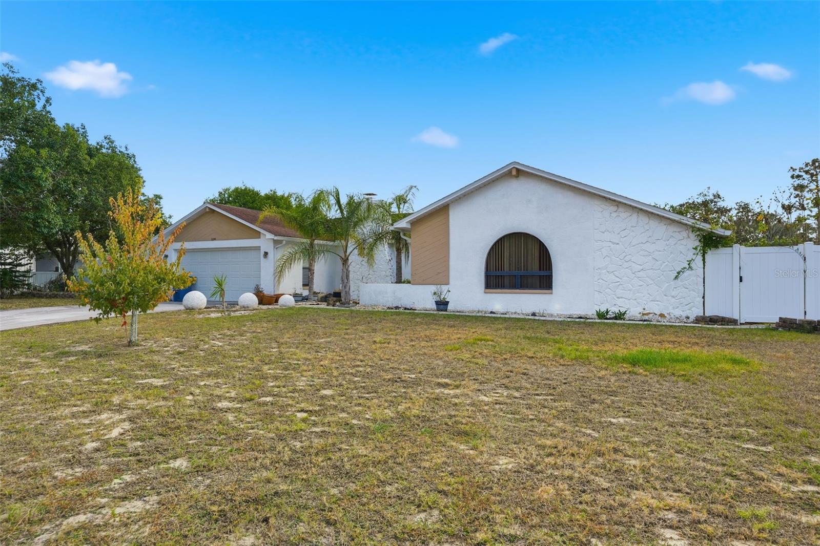 Image 3 of 48 For 12244 Shafton Road