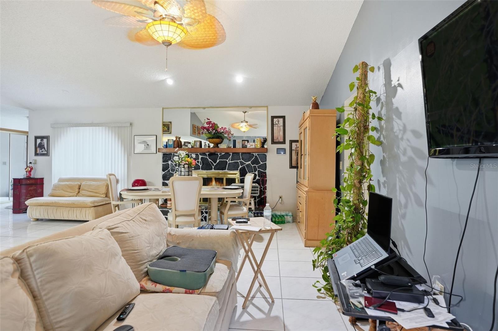 Image 8 of 48 For 12244 Shafton Road