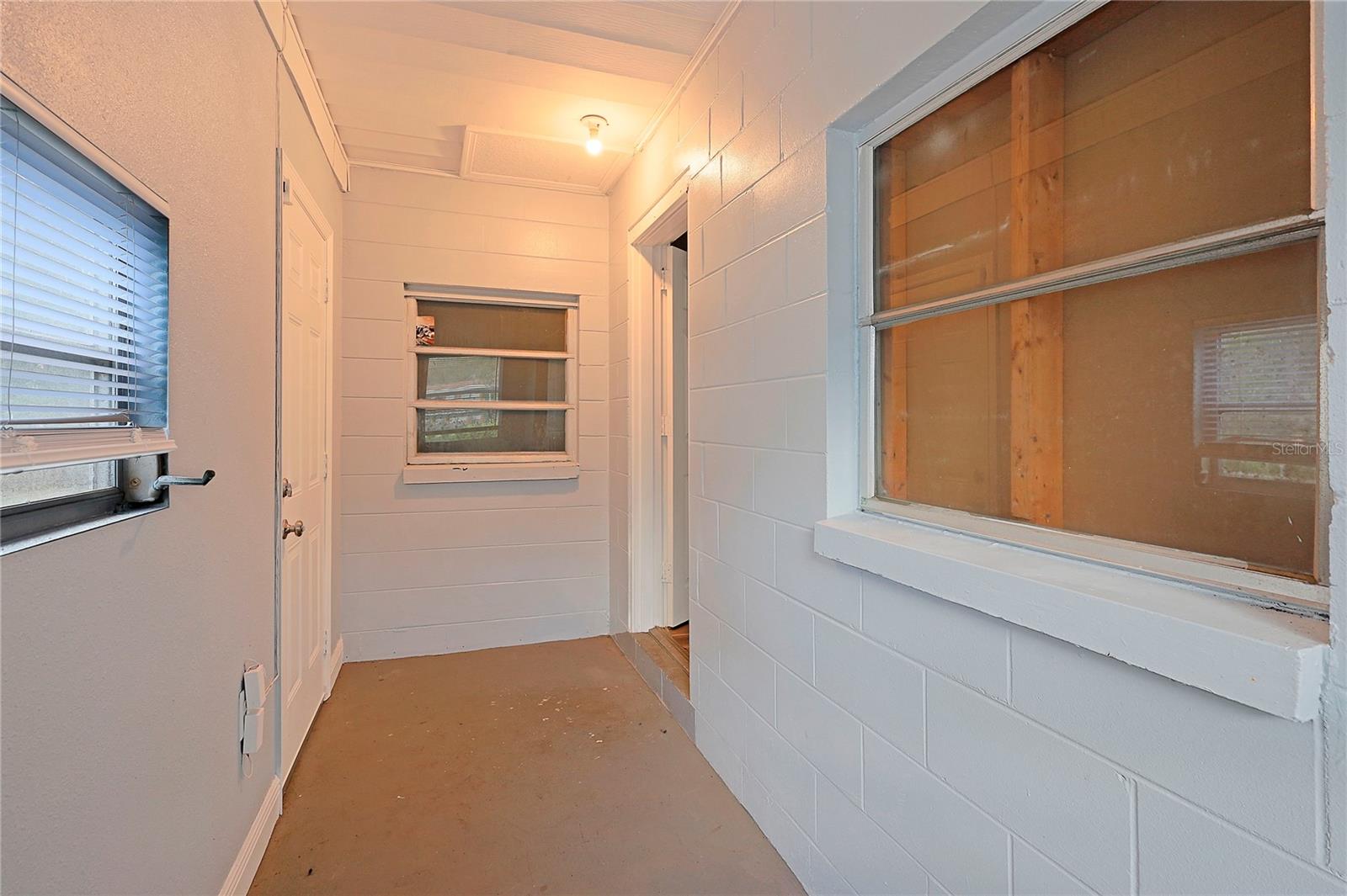 Image 15 of 37 For 2011 148th Avenue