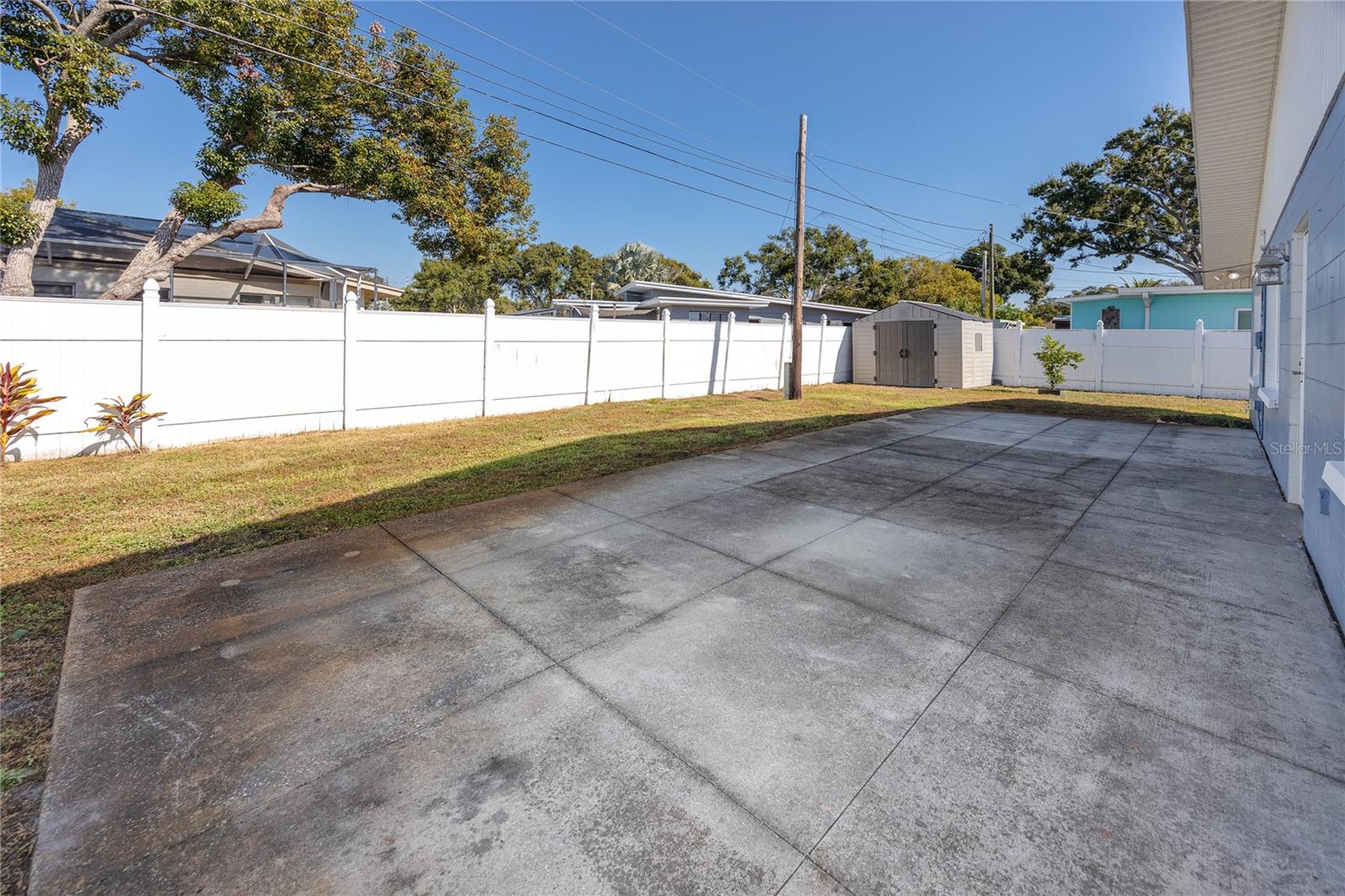 Image 34 of 44 For 5613 35th Avenue N