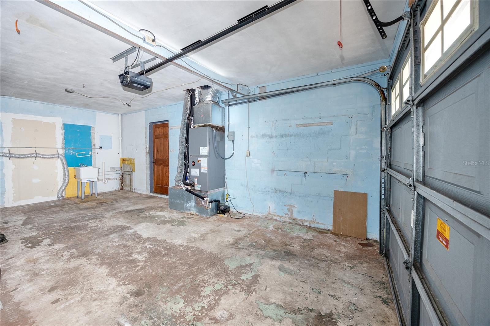 Image 36 of 44 For 5613 35th Avenue N