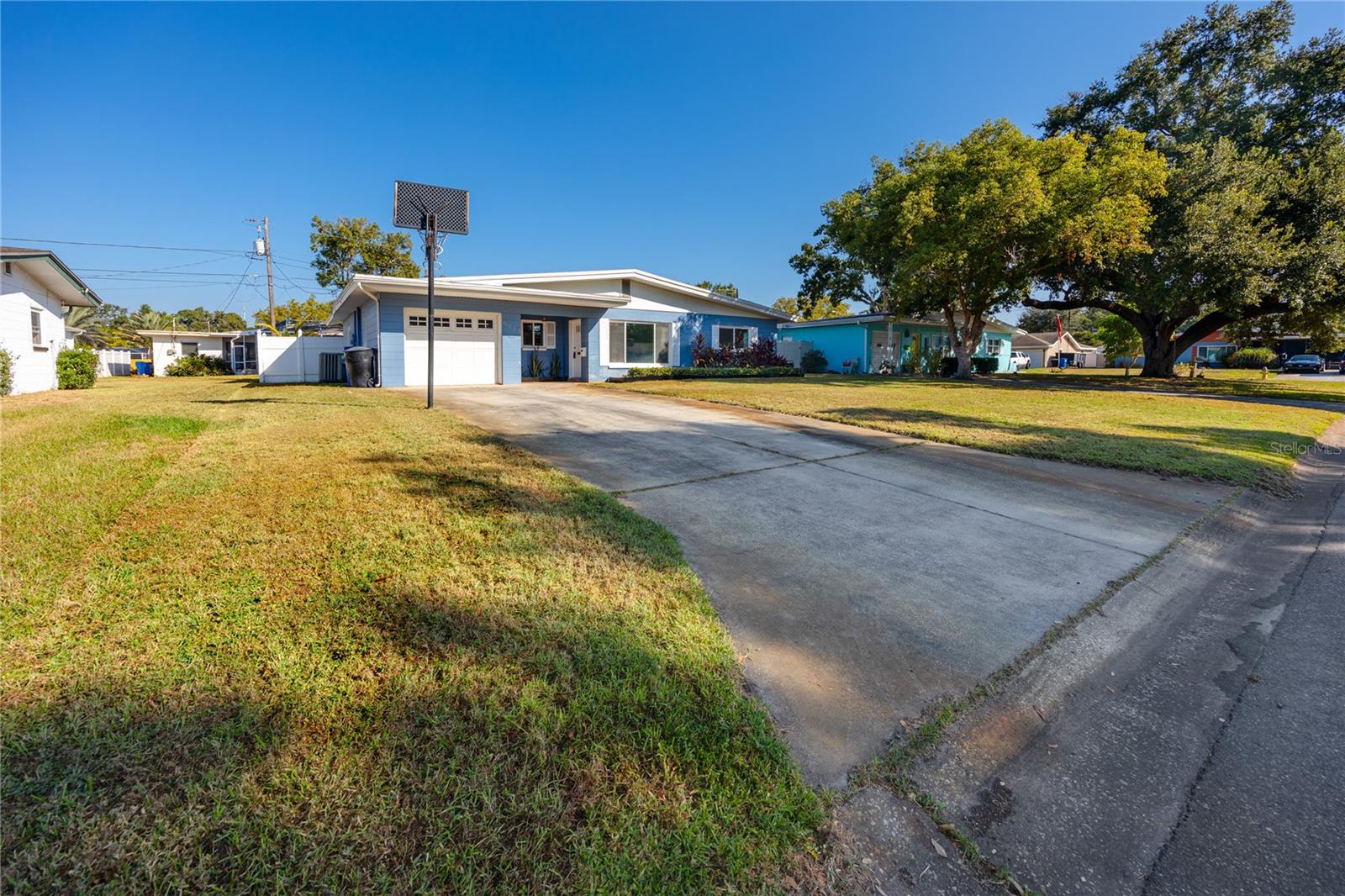 Image 41 of 44 For 5613 35th Avenue N