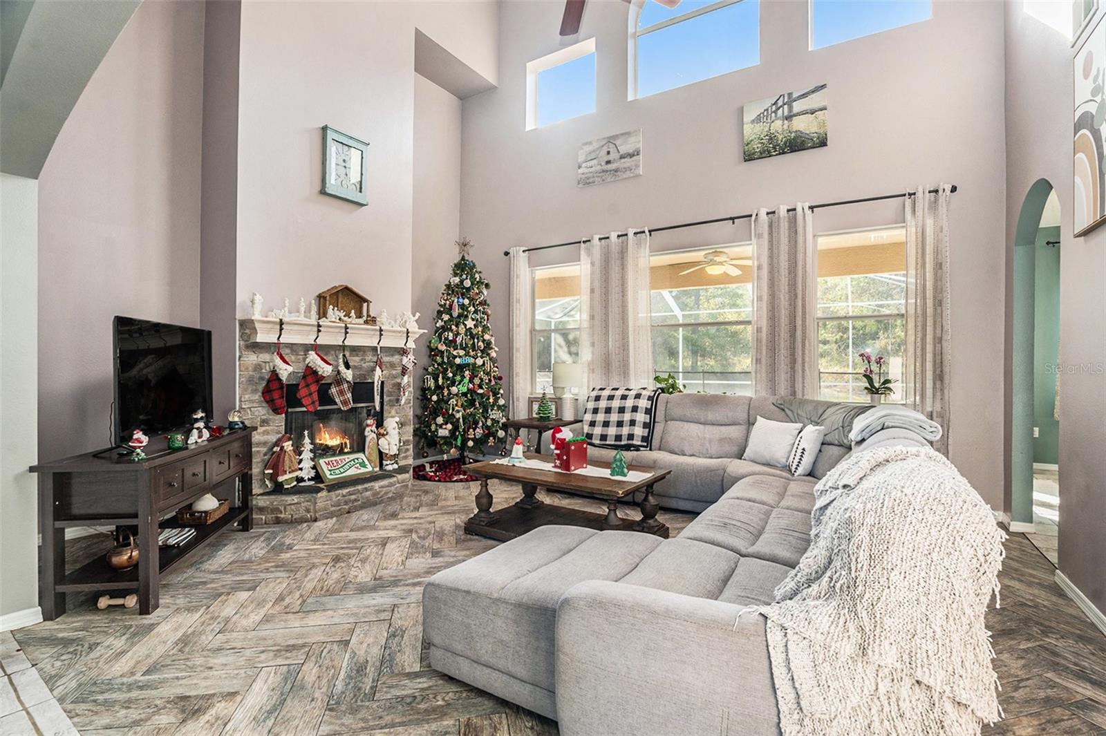 Image 10 of 32 For 10724 Patrick Avenue