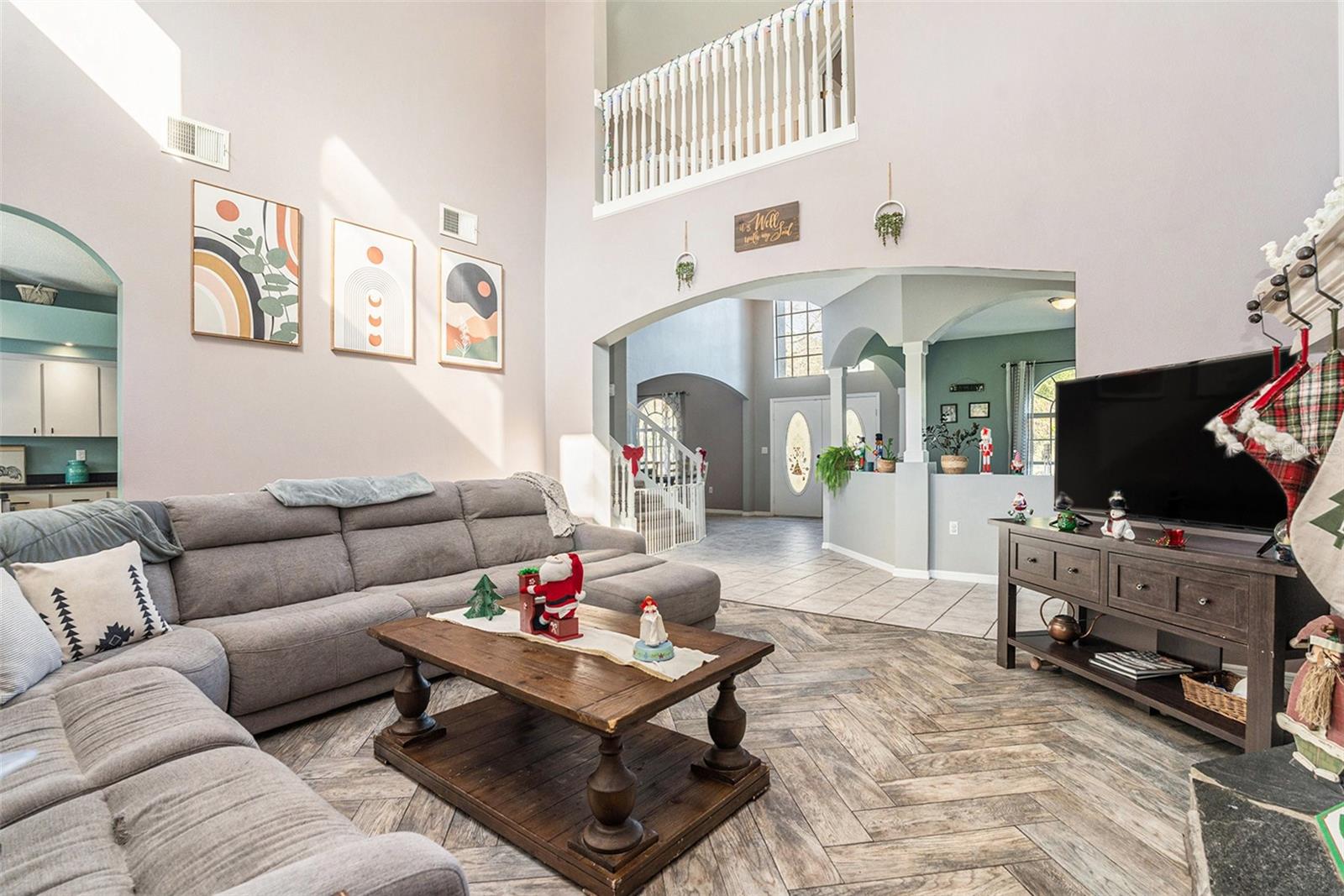 Image 11 of 32 For 10724 Patrick Avenue