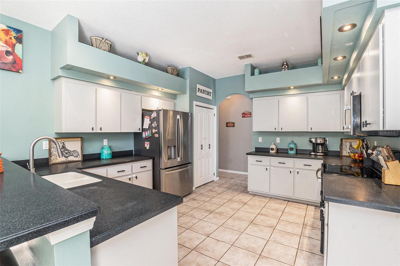 Image 13 of 32 For 10724 Patrick Avenue