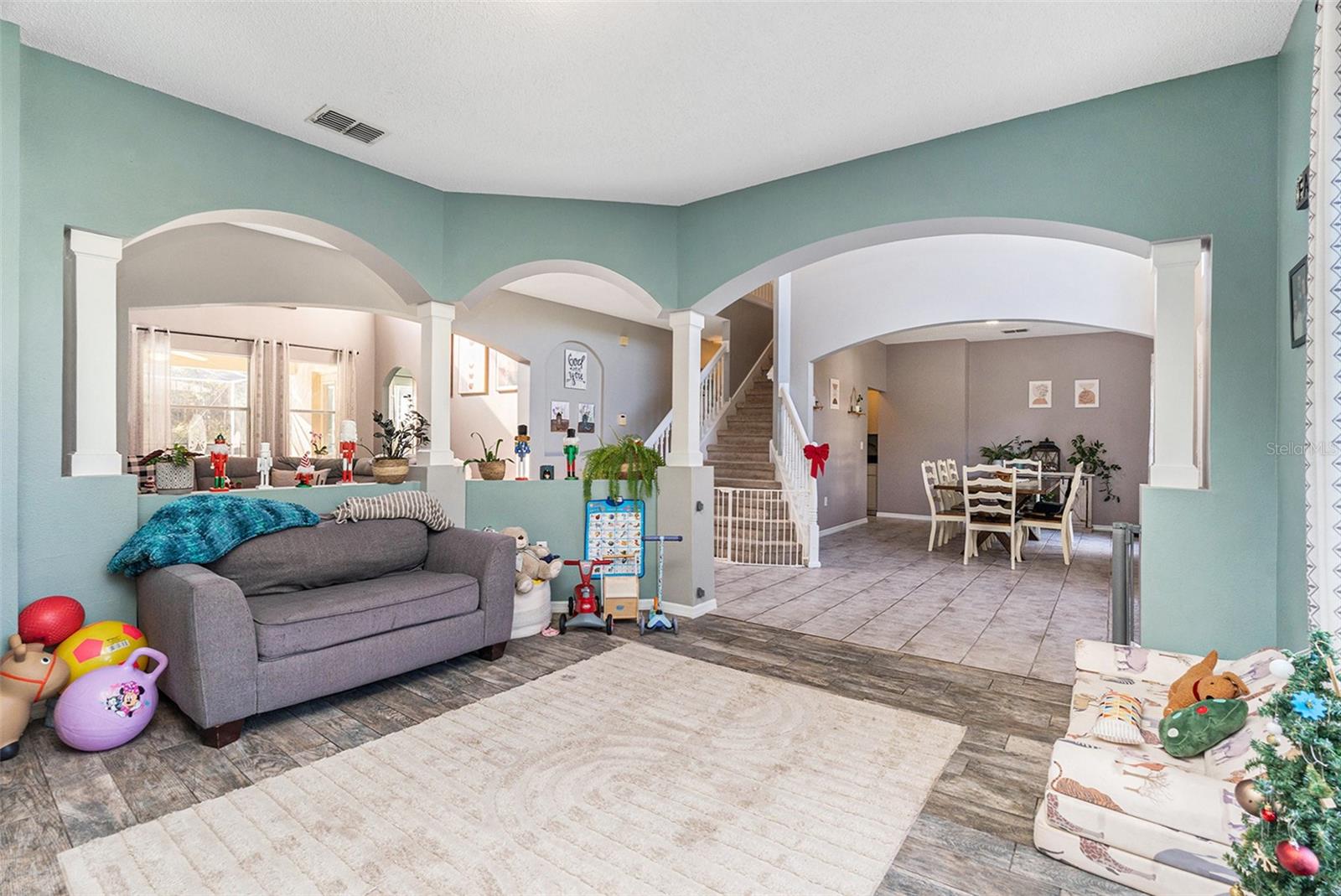 Image 9 of 32 For 10724 Patrick Avenue